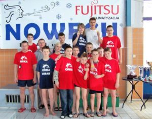 Nowech sponsoruje lubańskich pływaków